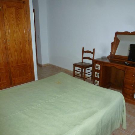 Hostal Cortes غاروشا المظهر الخارجي الصورة