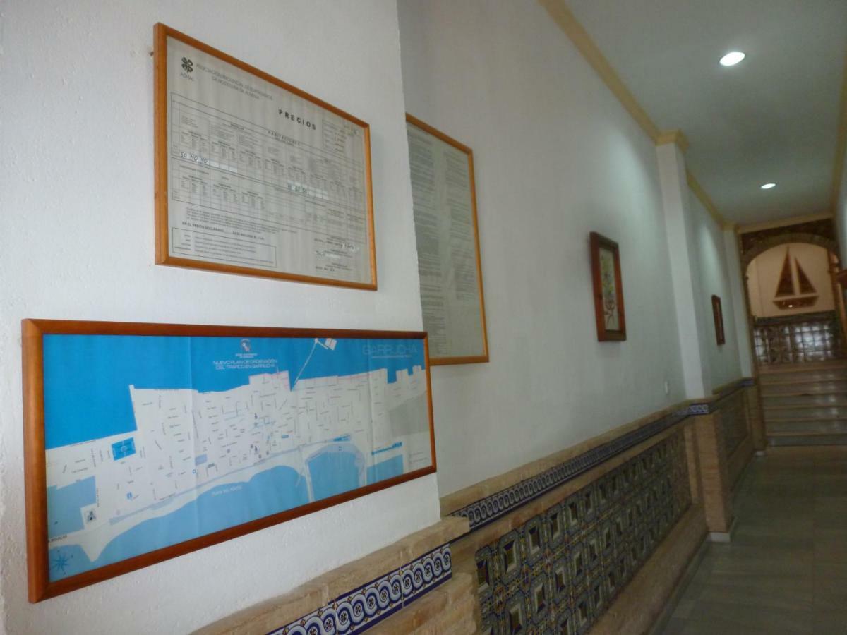 Hostal Cortes غاروشا المظهر الخارجي الصورة