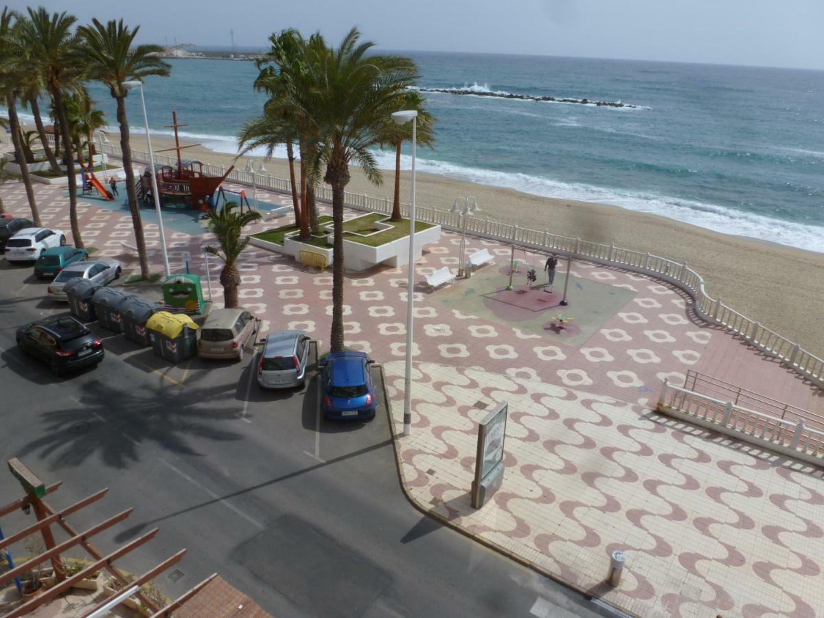 Hostal Cortes غاروشا المظهر الخارجي الصورة
