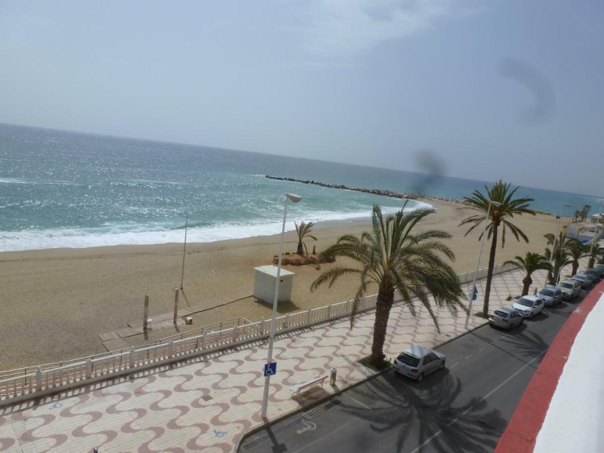 Hostal Cortes غاروشا المظهر الخارجي الصورة